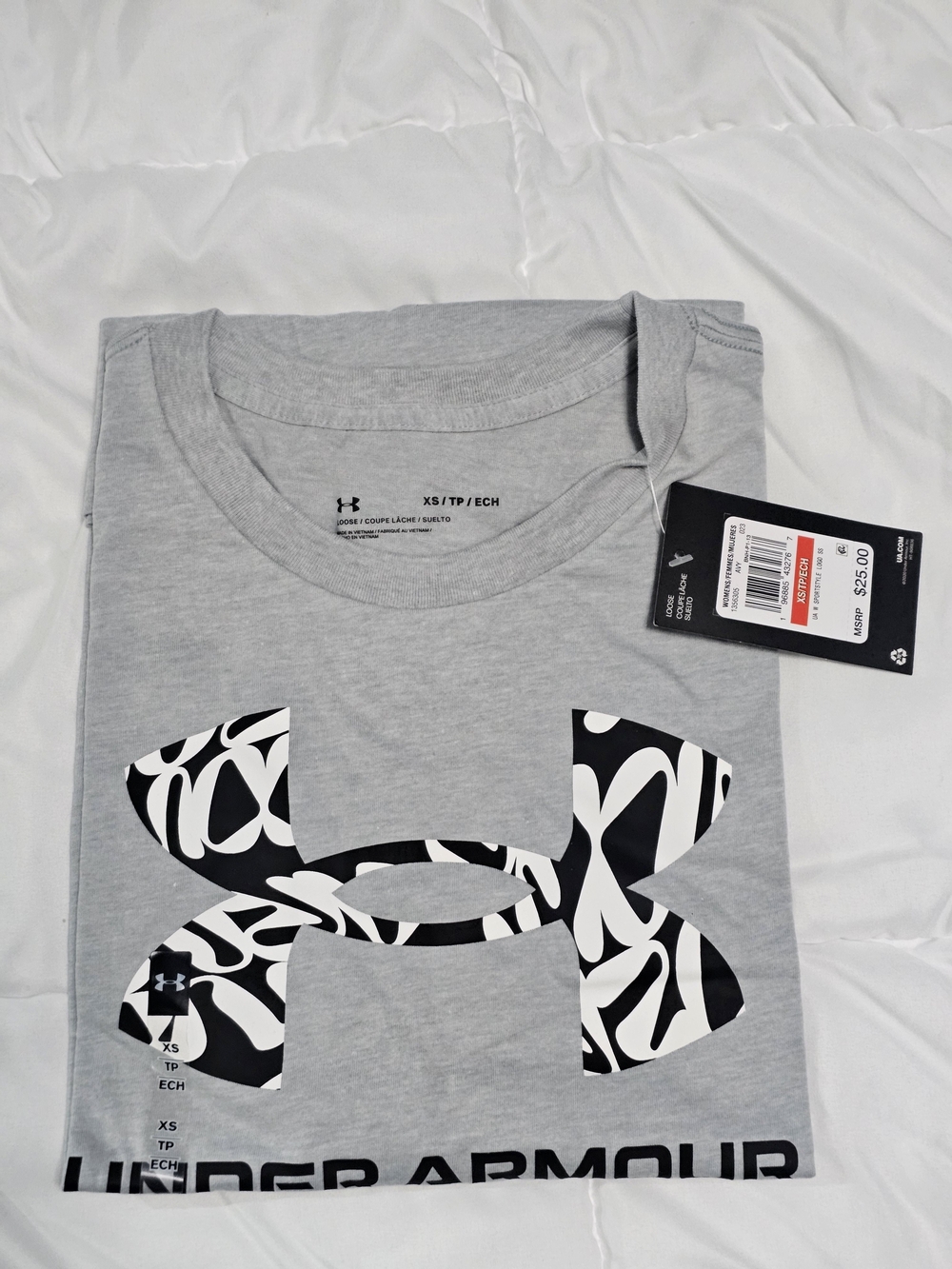 NWT Under Armour Women's XS Light Gray Sportstyle Logo Crew Neck T